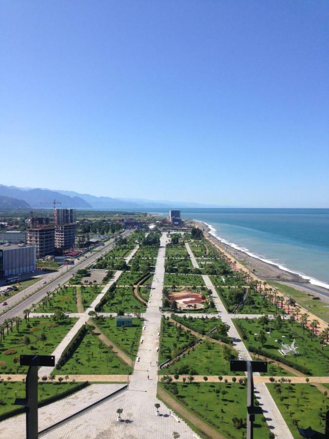 Coast Batumi Apart Hotel Extérieur photo