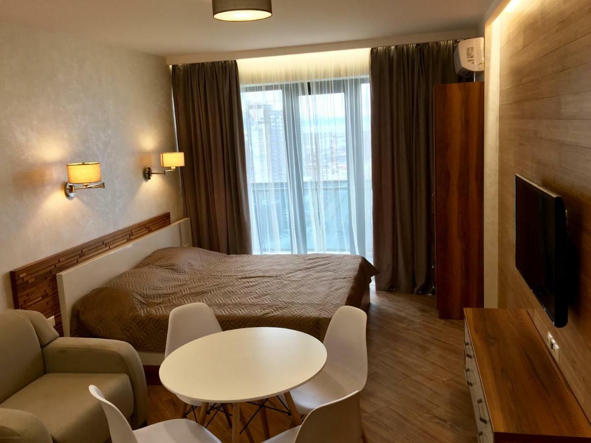 Coast Batumi Apart Hotel Extérieur photo