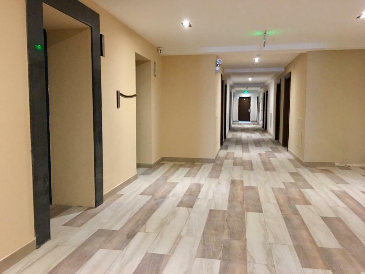 Coast Batumi Apart Hotel Extérieur photo