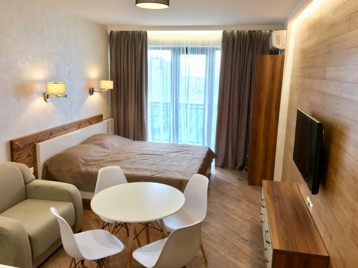 Coast Batumi Apart Hotel Extérieur photo