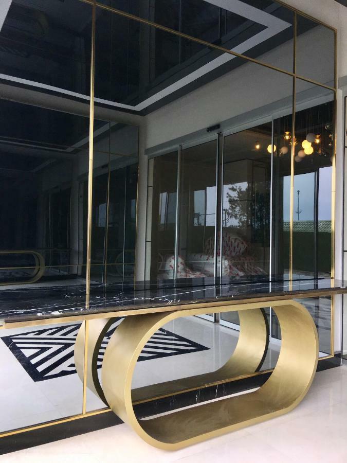 Coast Batumi Apart Hotel Extérieur photo